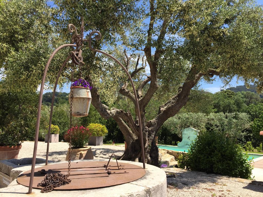 Bastide De Fontvieille Bed and Breakfast Saint-Cyr-sur-Mer Eksteriør billede